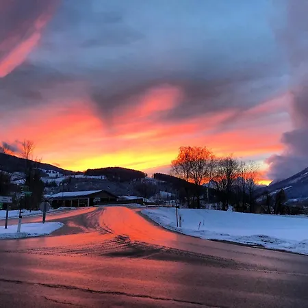 公寓 - Pichlarn Grimmingblick 艾根恩斯道尔